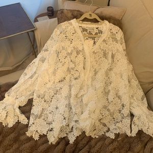 Lace bow long sleeve blouse